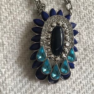 Blue gem pendant necklace